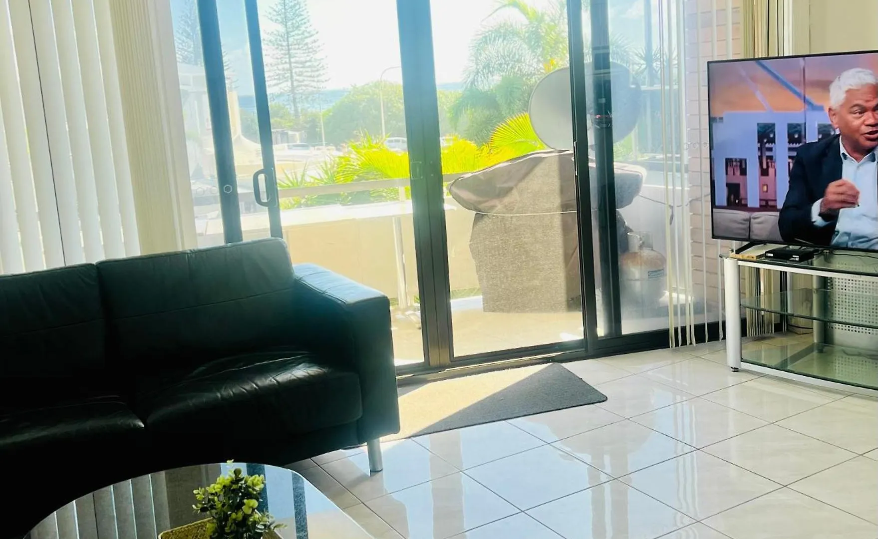 Ocean Views On Alexandra Headlands Sunshine Coast Apartment